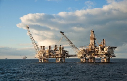 Azerbaijani oil price drops