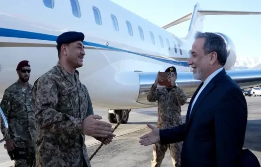 Pakistani delegation arrives in Tehran