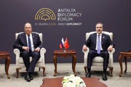 Turkish and Russian FMs meet in Antalya -UPDATED 
