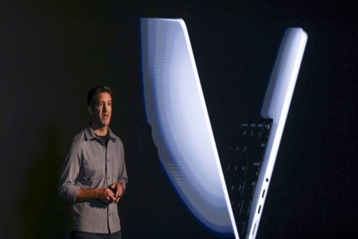 Apple names John Ternus new CEO