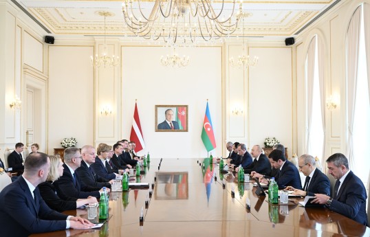 Presidents of Azerbaijan and Latvia held expanded meeting - UPDATED 