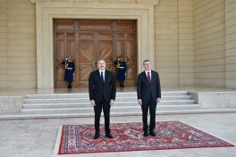 Official welcome ceremony held for President of Latvia -PHOTO 