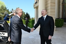 Official welcome ceremony held for President of Latvia -PHOTO 