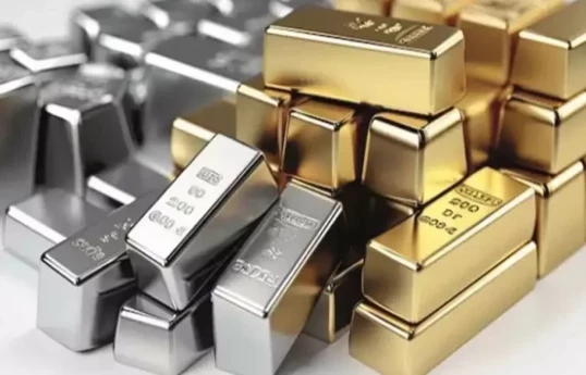 Gold and silver prices fall in commodity markets