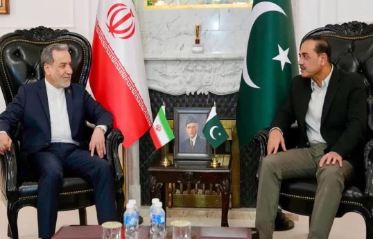 Iranian Foreign Minister Abbas Araghchi, Chief of Army Staff of Pakistan Asim Munir