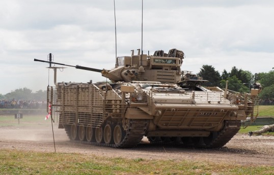 Australia to purchase $800 million worth of military equipment