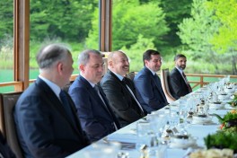 Official luncheon hosted in Gabala on behalf of President Ilham Aliyev in honor of Czech Prime Minister