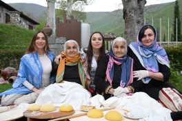 Leyla Aliyeva and Arzu Aliyeva attend opening of historical and architectural monuments after restoration in Sheki city - PHOTO 