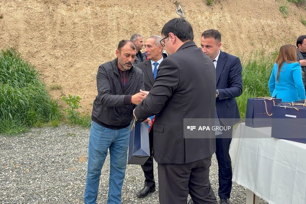 Families receive house keys as Azerbaijan relocates 32 families to Khojavand - UPDATED-1  - PHOTO 