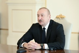 President Ilham Aliyev received wrestlers who won European Championships in team standings-UPDATED 