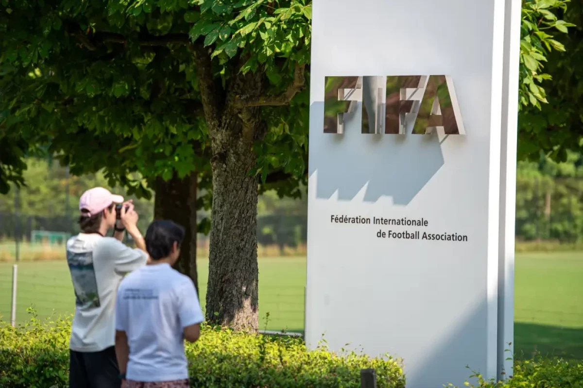 FIFA has abandoned plans to sell its stake in the World Cup to private investors