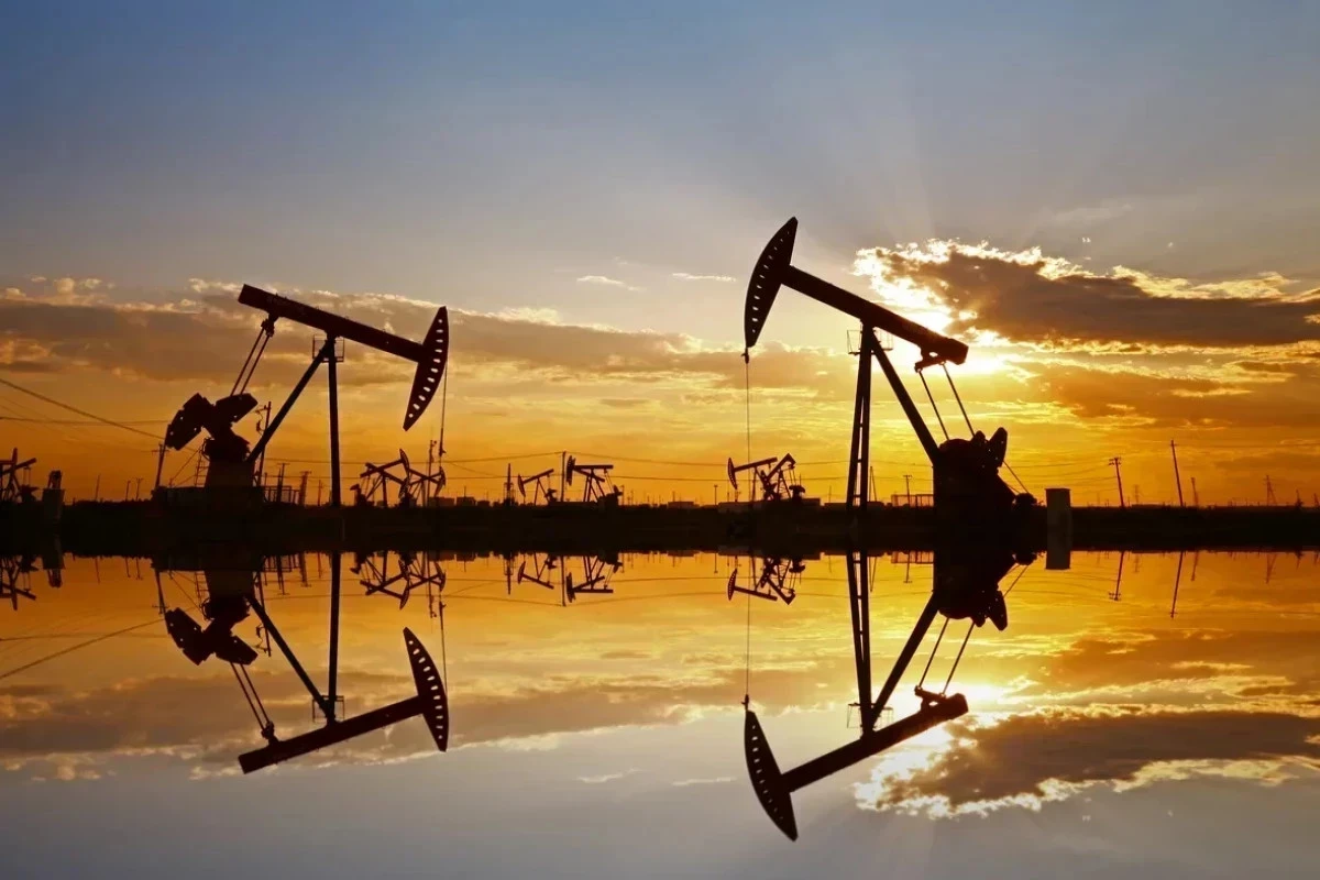 Azerbaijani oil price nears $102 per barrel