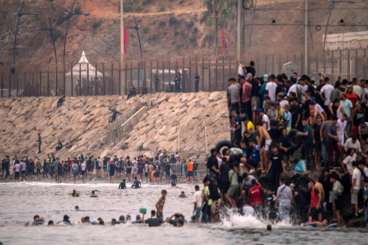 Death toll in Spain border crisis reaches 67 as tens of thousands cross back in to Morocco
