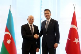 Azerbaijan, Türkiye energy ministers discuss Green Energy Corridor projects in Istanbul