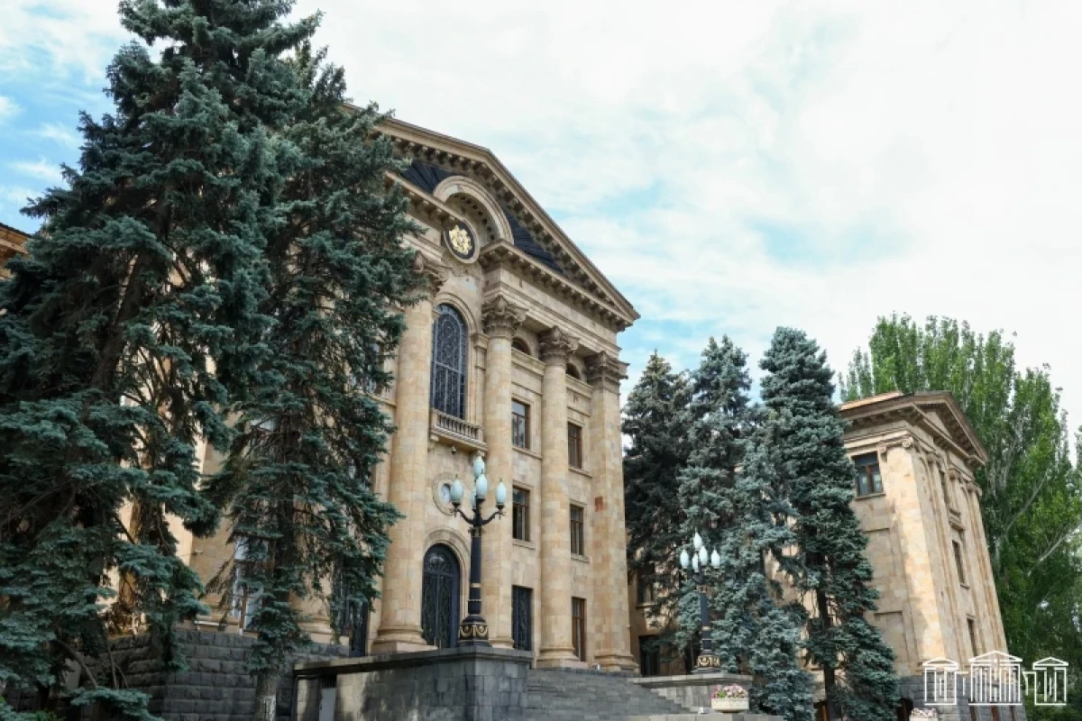 Opposition Armenia bloc boycotts first session of newly elected parliament