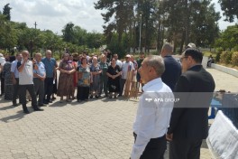 Next relocation convoy reaches Khojavand city, Girmizi Bazar settlement and Khojavand village - UPDATED-1  - PHOTO 
