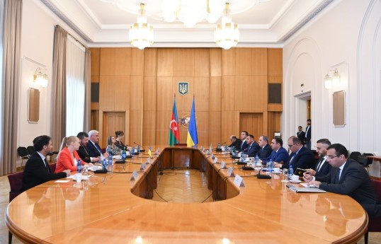 Azerbaijan and Ukraine FMs hold expanded meeting in Kyiv - UPDATED - 1 