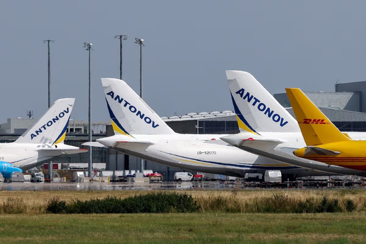 Bus driver kicked explosive drone out of the air at German airport