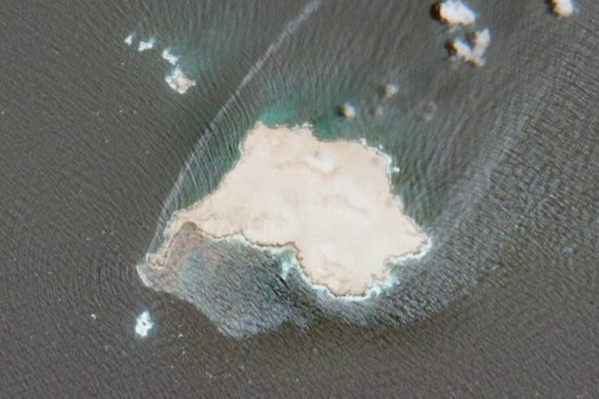 Oil spill reported from sanctioned Caroline Bezengi tanker off Oman