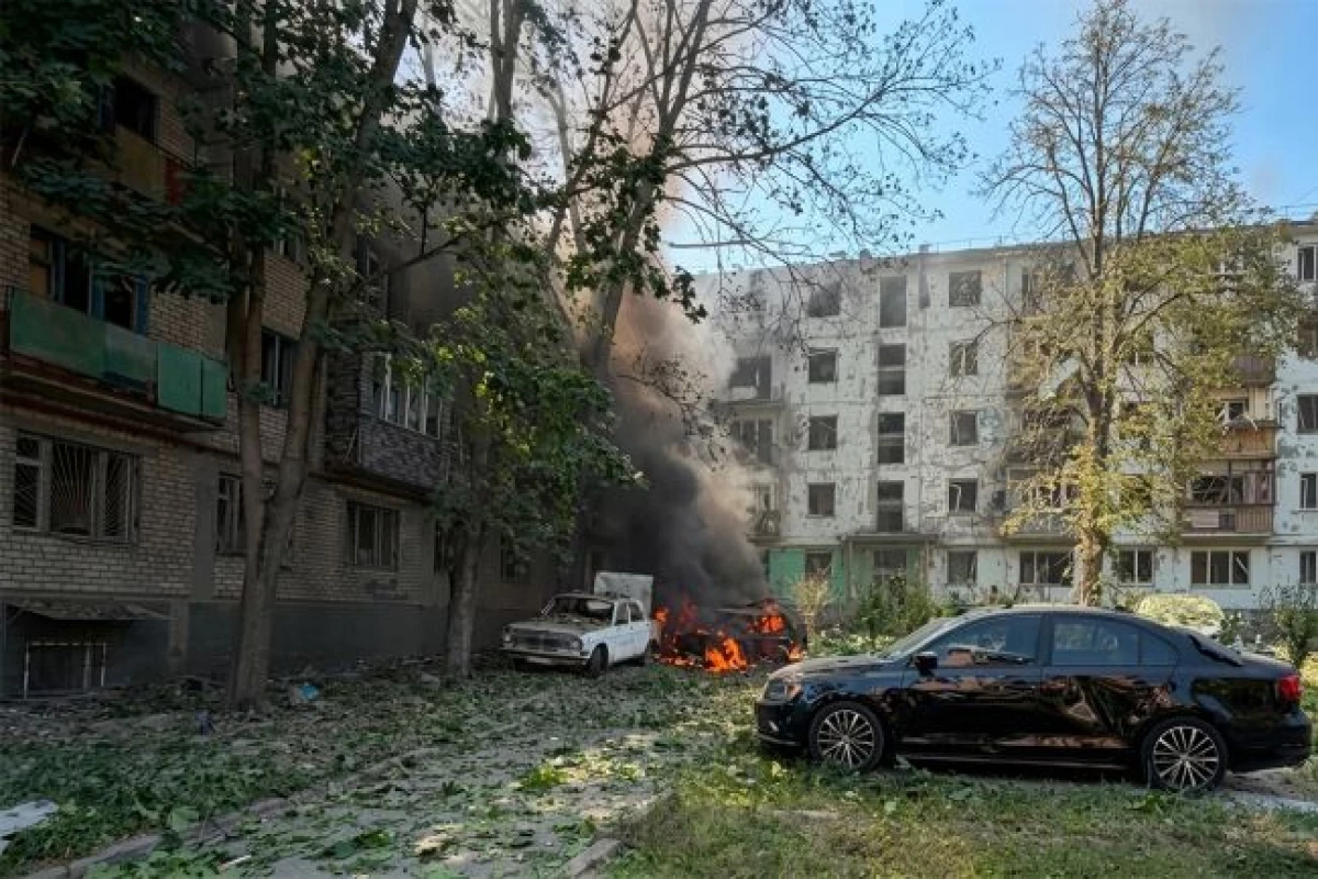 Russia strikes Zaporizhzhia, injuring 18