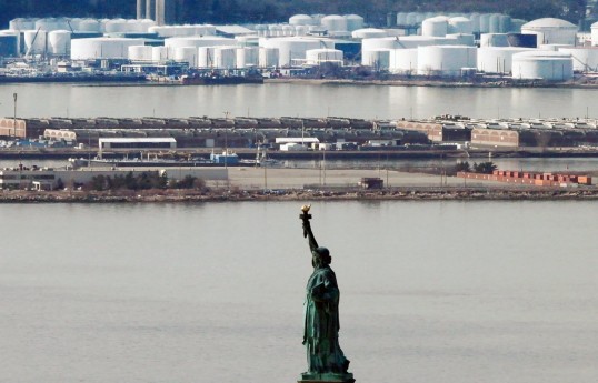 US strategic oil reserves fall to lowest level since 1983