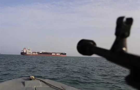 US fired on Panama-flagged ship that tried to break blockade of Iranian ports, WSJ reports citing US official