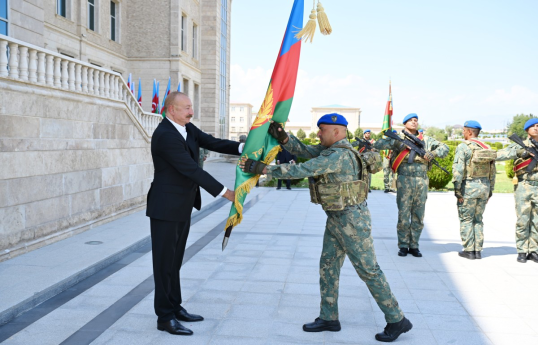 President Ilham Aliyev attended ceremony to present Battle Flags to newly established commando military units of Separate Combined Arms Army-PHOTO -VIDEO 