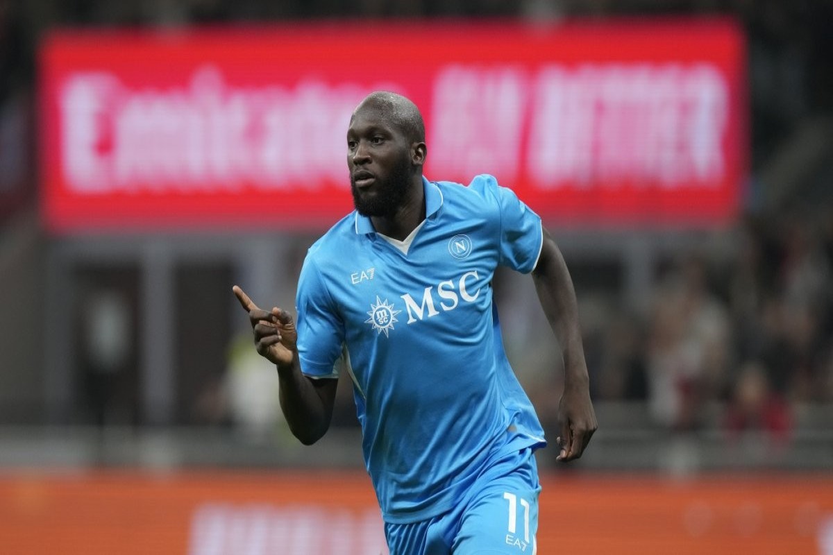 Fenerbahçe close in on Romelu Lukaku as transfer window nears end