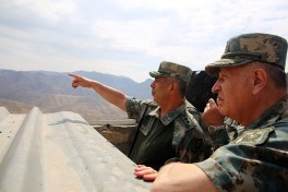 Leadership of Ministry of Defense visits Combined Arms Army military units - VIDEO 