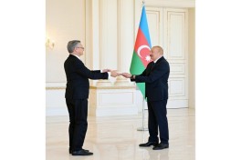 President Ilham Aliyev receives credentials of Germany's new ambassador