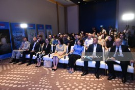 Chinese cultural heritage documentary screened in Azerbaijani in Baku - PHOTO 