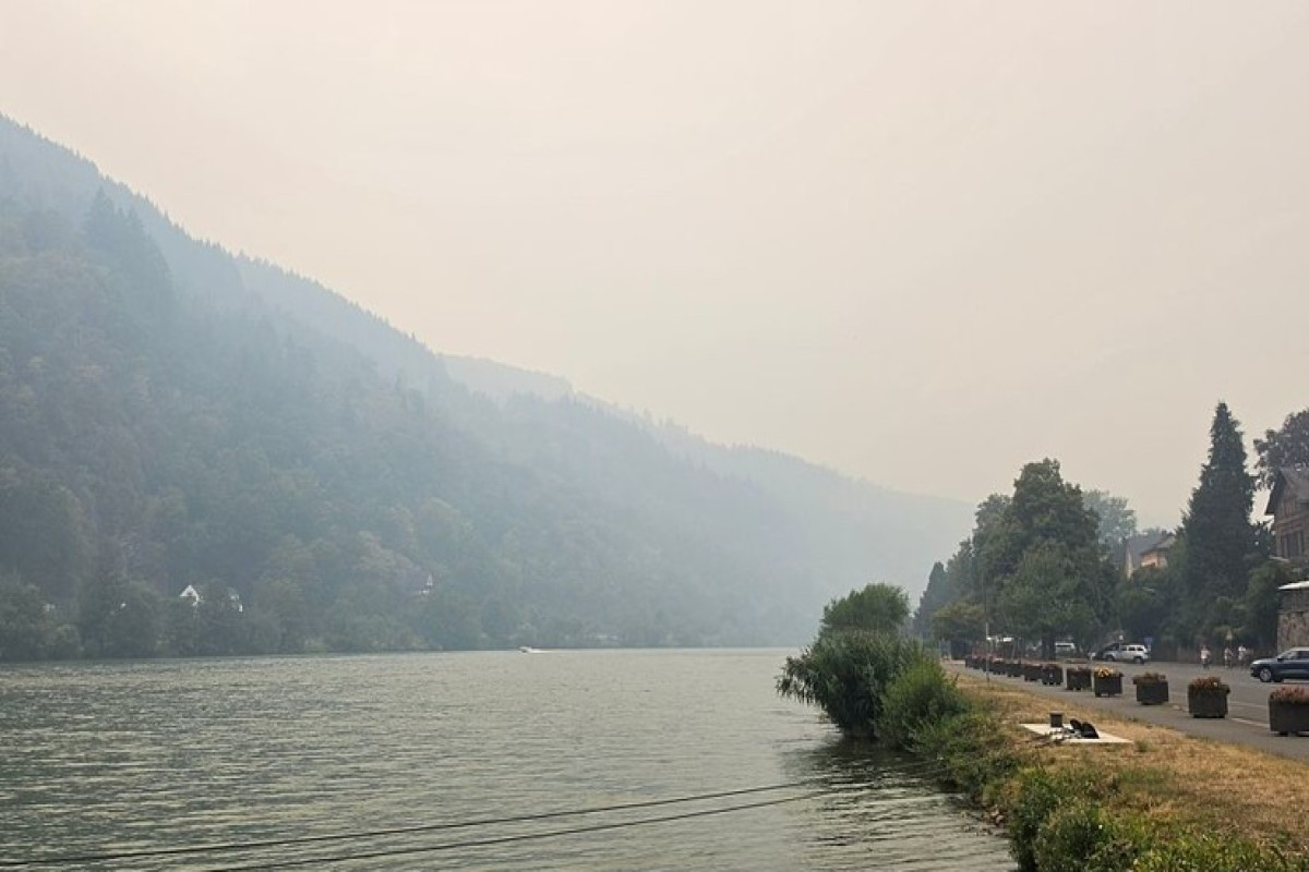 EU sends aircraft, villages evacuated as Belgium fights record wildfire​​