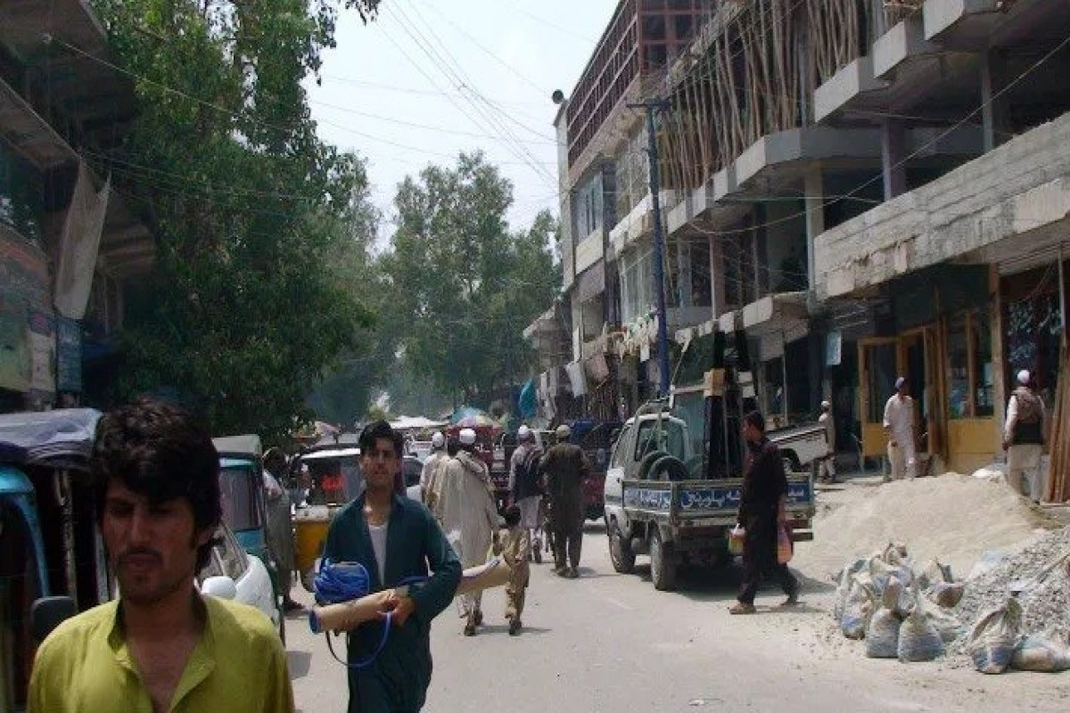Hundreds of aid trucks enter Afghanistan from Pakistan as millions face acute hunger
