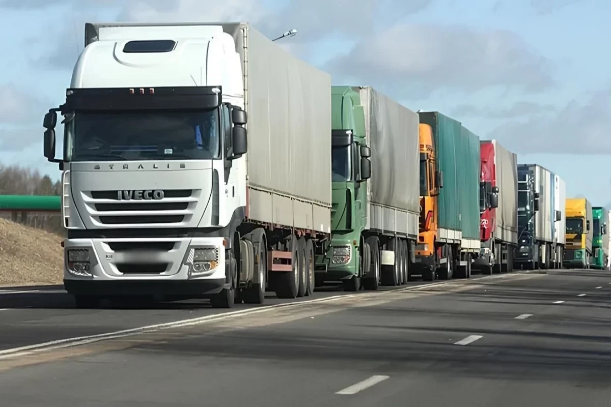 AYNA: 1,030 freight vehicles are in live queue at Red Bridge customs post