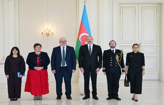 President Ilham Aliyev received credentials of newly appointed UK Ambassador to Azerbaijan