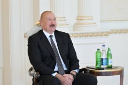 President Ilham Aliyev receives credentials of newly appointed UK Ambassador to Azerbaijan