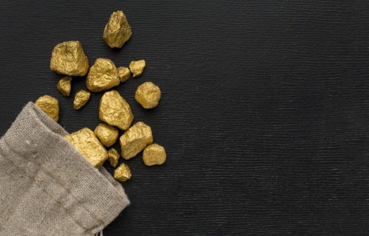 Gold and silver prices fall in commodity markets