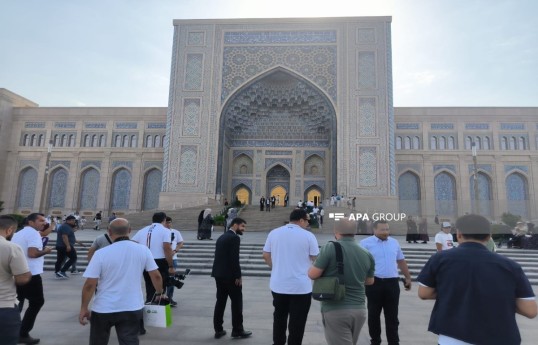 Azerbaijani media representatives visit Center of Islamic Civilization in Uzbekistan - PHOTO 