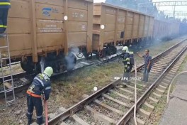 Fire breaks out on freight train traveling from Azerbaijan to Georgia - PHOTO 