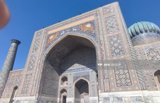 Azerbaijani media representatives visit Registan Square in Samarkand - PHOTO 