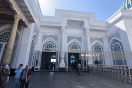 Azerbaijani media representatives visit Imam al-Bukhari Memorial Complex in Samarkand - PHOTO 