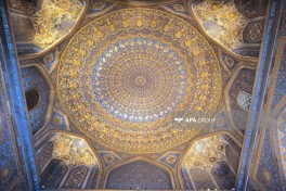 Azerbaijani media representatives visit Registan Square in Samarkand - PHOTO 