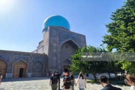 Azerbaijani media representatives visit Registan Square in Samarkand - PHOTO 