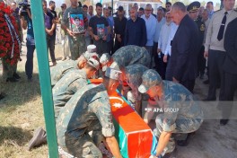Remains of First Karabakh War martyr Sardar Ismayilov laid to rest in Neftchala - PHOTO 