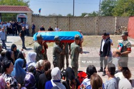 Remains of Vagif Maharramov, missing martyr of First Karabakh War, buried in Neftchala - PHOTO 