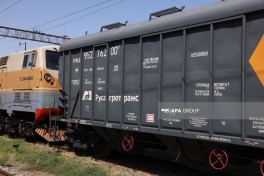 Wheat and propane shipped to Armenia via Azerbaijan - PHOTO 