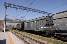 Wheat and propane shipped to Armenia via Azerbaijan - PHOTO 