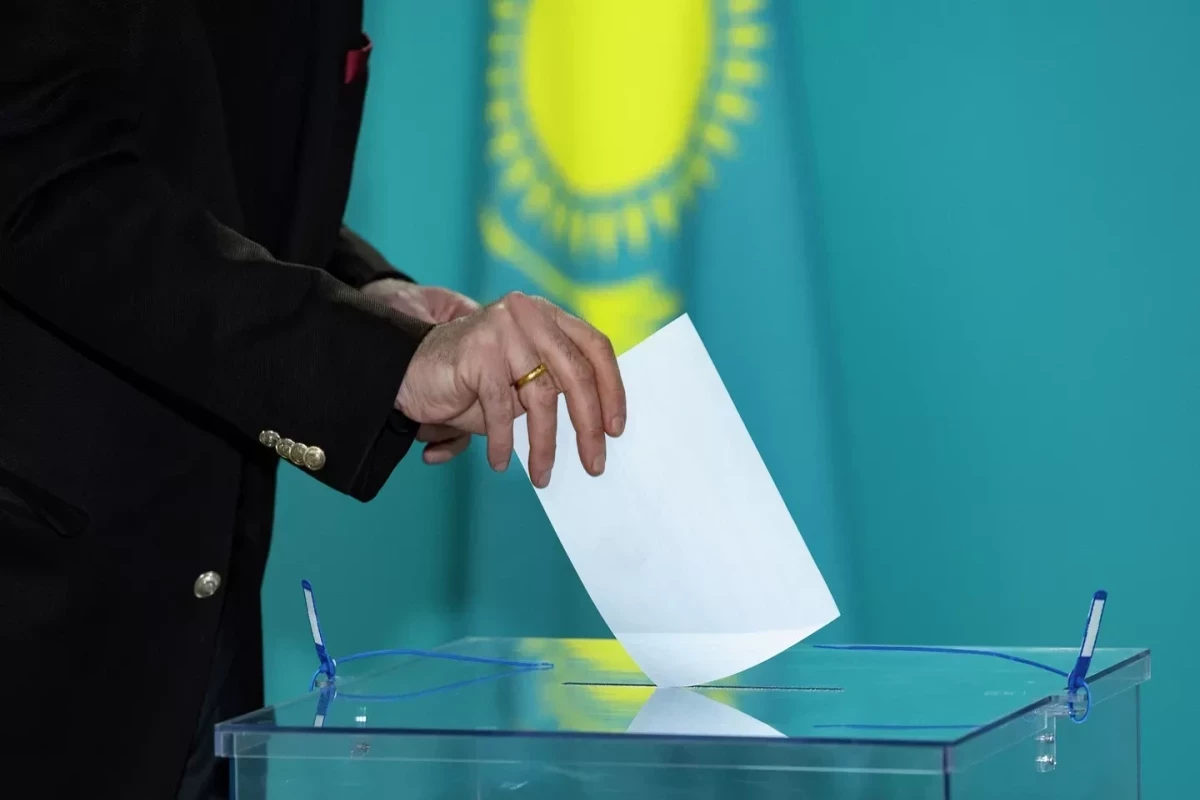 Kazakhstan holds snap parliamentary elections