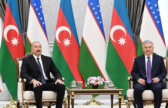 President of the Republic of Azerbaijan Ilham Aliyev and President of the Republic of Uzbekistan Shavkat Mirziyoyev