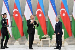 Award ceremony for Presidents of Azerbaijan and Uzbekistan held in Tashkent-VIDEO 
